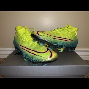 Nike Mercruial Soccer Cleat